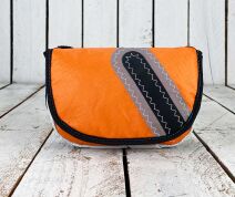 Upcycling Hip Bag | Frida