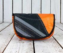 Upcycling Hip Bag | Frida