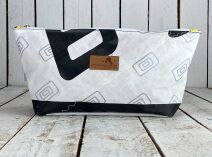 Upcycling Washbag | Knud